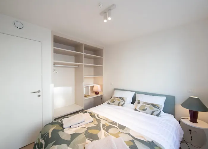 H&d At Sea With Free Parking Blankenberge